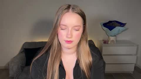 Eva online show from March 3, 5:41 pm