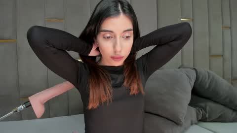 EVA online show from November 26, 3:35 pm