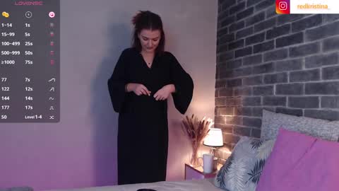 Snapshot of evamerlo chatting on February 24, 9:43 am Kristina online show from February 24, 9:43 am