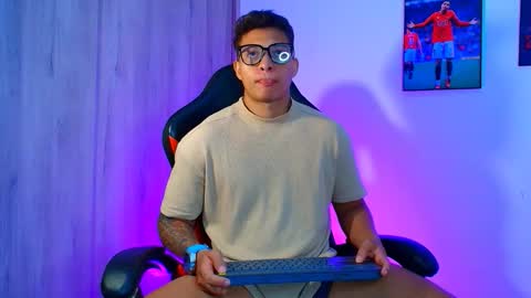 EVAN GREY online show from October 10, 3:05 am