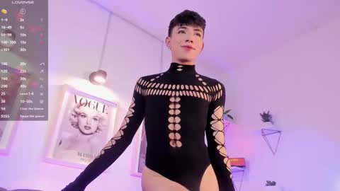 Evan voss  help me get 200 likesindependent model online show from February 13, 2:51 am