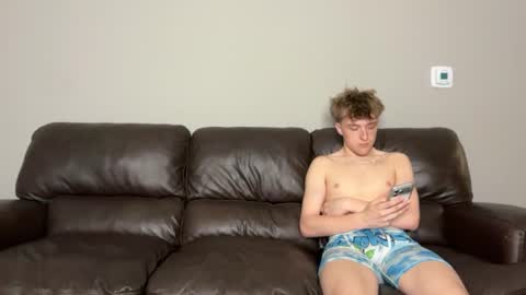 Snapshot of evanbrown333 chatting on July 1, 2:57 am Evan Brown online show from July 1, 2:57 am