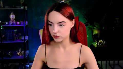 Eva  online show from October 21, 8:48 am