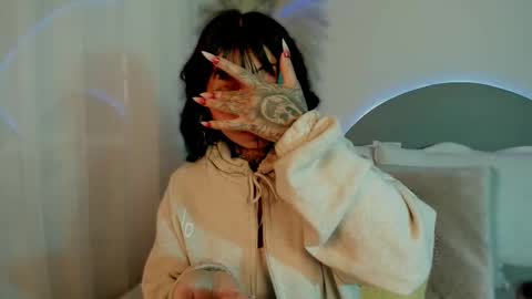 Eva online show from October 8, 12:25 pm