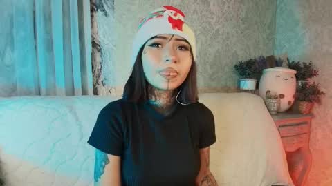 Eva online show from December 22, 8:50 pm