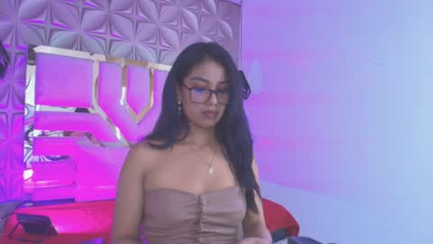 Snapshot of evangeline_lexy chatting on April 4, 1:59 am Evangeline online show from April 4, 1:59 am