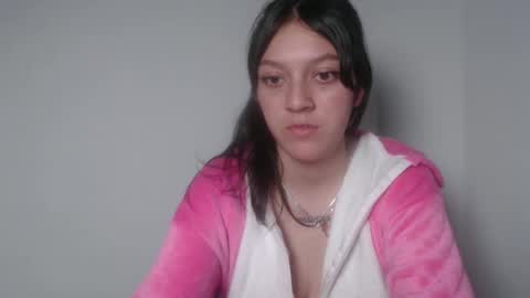 eva  online show from October 7, 2:53 am