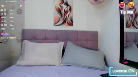 Snapshot of evangeline_wish chatting on February 21, 1:12 pm evangeline_wish online show from February 21, 1:12 pm