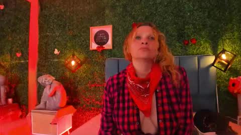  Evangelyne  online show from March 18, 7:39 pm