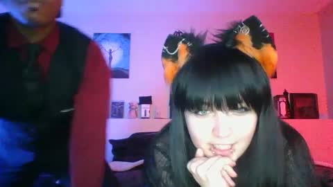 Snapshot of evanschris2048 chatting on February 24, 6:16 am evanschris2048 online show from February 24, 6:16 am