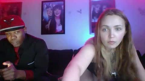 Snapshot of evanschris2048 chatting on February 28, 3:48 am evanschris2048 online show from February 28, 3:48 am