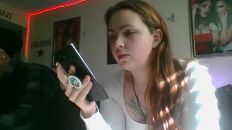 Snapshot of evanschris2048 chatting on March 1, 7:37 pm evanschris2048 online show from March 1, 7:37 pm