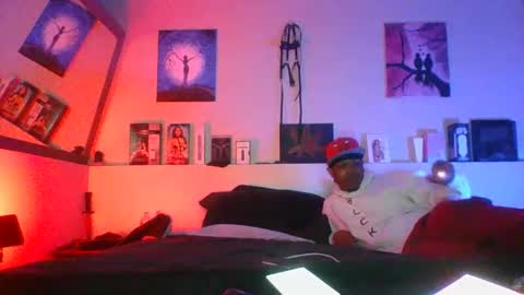 Snapshot of evanschris2048 chatting on March 5, 3:29 am evanschris2048 online show from March 5, 3:29 am