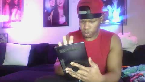 Snapshot of evanschris2048 chatting on March 9, 1:48 pm evanschris2048 online show from March 9, 1:48 pm
