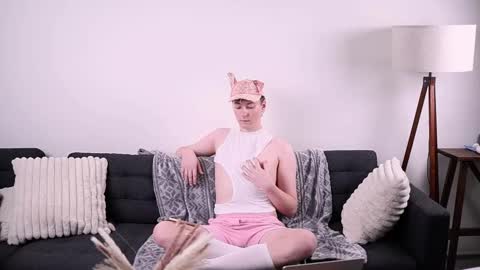 Evan Skye online show from September 10, 10:54 pm