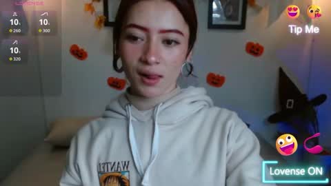 Evanssa lx online show from October 13, 1:00 pm