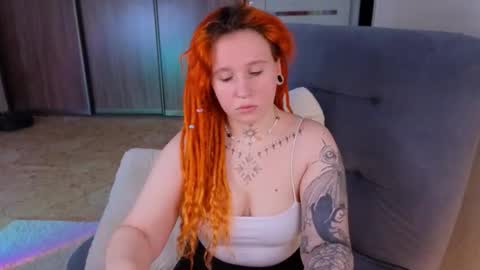 Moon online show from October 10, 6:12 am