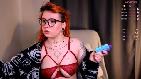 Moon online show from November 12, 8:26 am