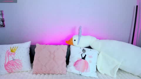 Adelina online show from April 3, 4:32 am