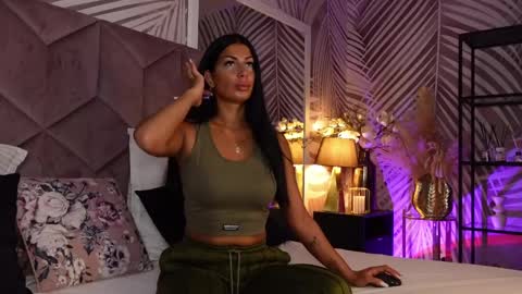 EvaRhea online show from May 12, 2:52 am