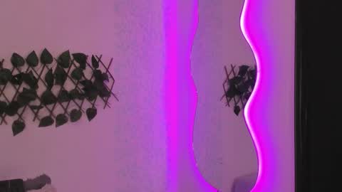 Snapshot of evaritz__ chatting on February 26, 5:01 pm EVARITZ online show from February 26, 5:01 pm