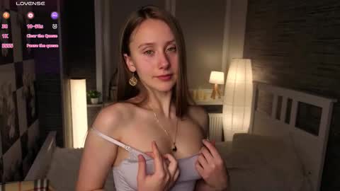 Eva online show from October 2, 7:21 pm