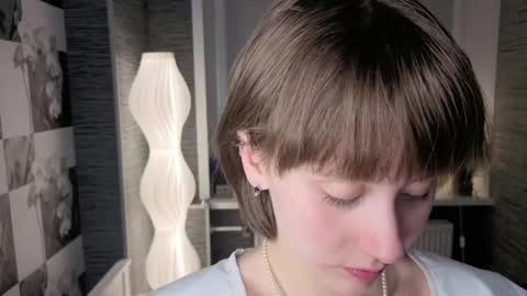 Eva online show from April 24, 7:27 pm