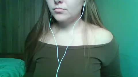 evasapples2026 online show from May 14, 2:13 pm