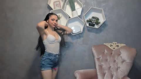 evashy99 online show from January 18, 8:23 pm