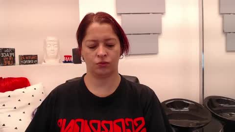Eva Twiss online show from May 19, 12:00 pm