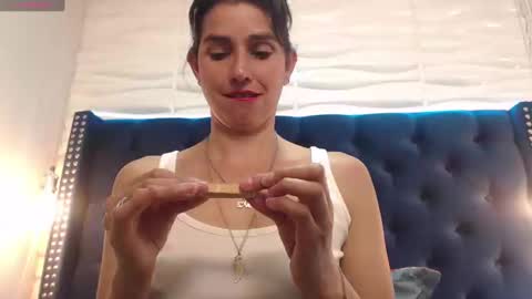 Snapshot of evawilliams_ chatting on January 31, 1:43 am Eva online show from January 31, 1:43 am
