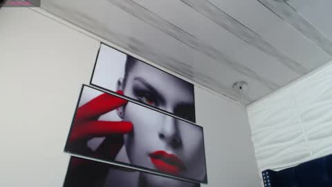 Snapshot of evawilliams_ chatting on February 16, 7:26 am Eva online show from February 16, 7:26 am