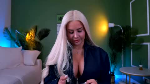 Eva online show from May 9, 10:20 am
