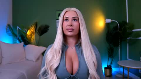 Eva online show from May 10, 10:42 am