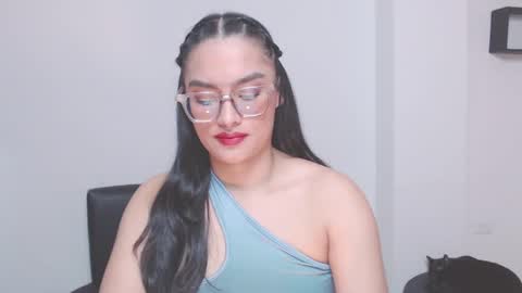Eve Rox18 online show from May 17, 9:44 pm