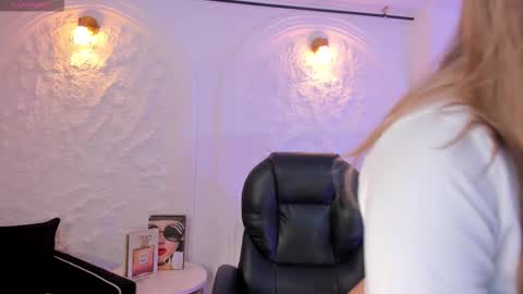 Eve  online show from February 8, 11:30 pm