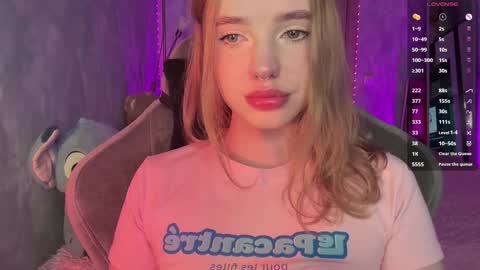 evedarkside online show from March 28, 5:07 am