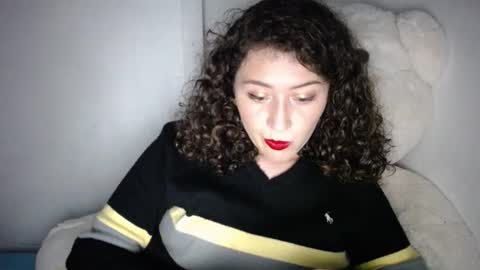 evelin97 online show from April 3, 11:47 pm