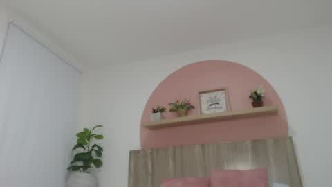 BELLA online show from April 1, 11:33 am