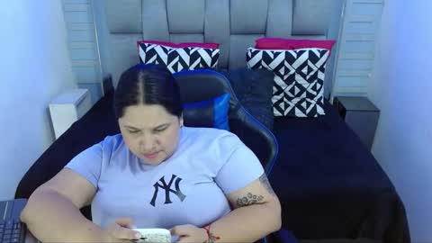 evelin zaens online show from September 16, 6:03 am