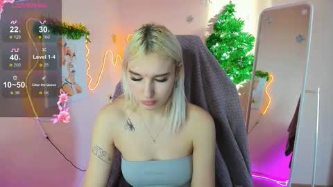 Evelina online show from January 18, 3:43 am