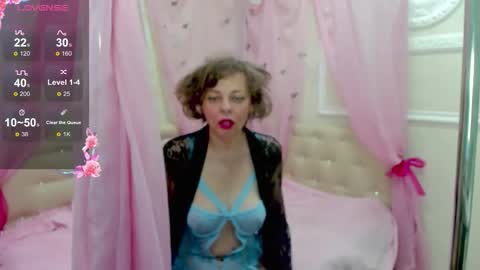 Evelina Love online show from October 19, 4:02 am