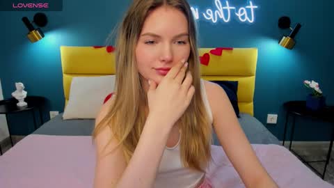 Eveline online show from February 4, 8:42 am