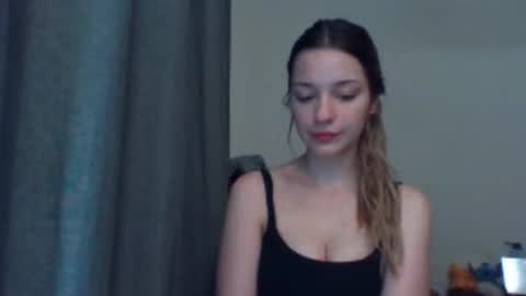 EvelinaMagnetic online show from June 16, 8:33 pm