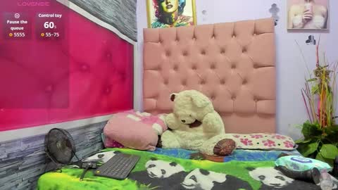 evelinks1 online show from February 2, 8:51 pm