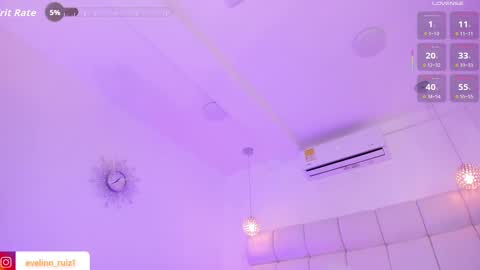 Evelinn online show from September 25, 7:06 pm