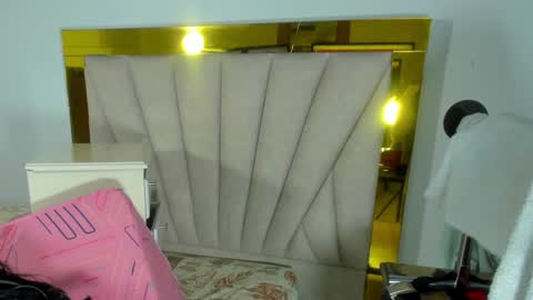 DAYANITA online show from December 16, 7:00 pm