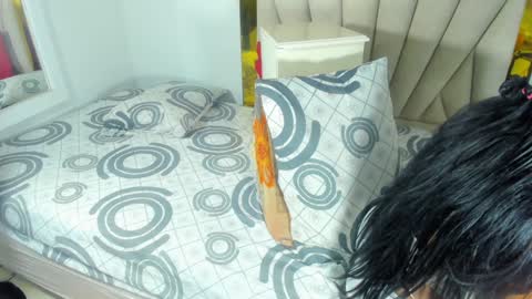 DAYANITA online show from December 27, 7:35 pm