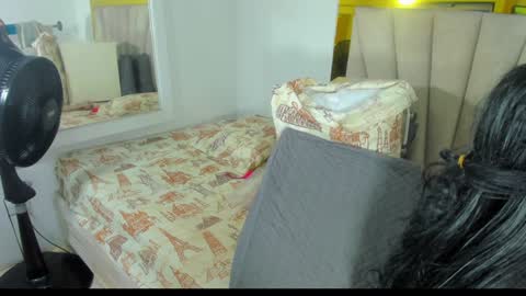 DAYANITA online show from January 16, 7:10 pm