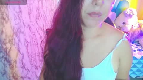 Juliana online show from January 5, 4:59 pm